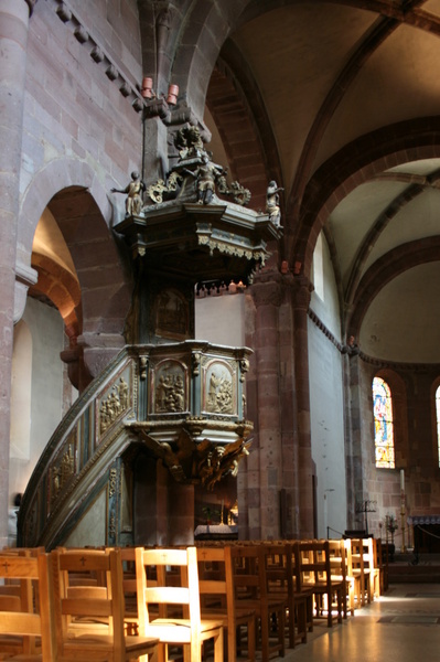 2009-05-04_15-18-13_eglise_sainte-foy.jpg