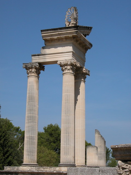 glanum23.jpg