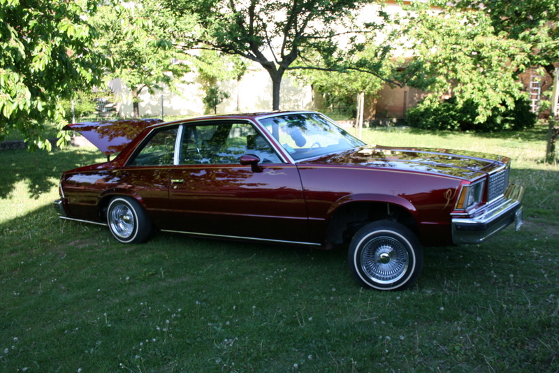 2009-05-07_17-58-12_le_chevy_malibu_78_305ci_de_crunk_six.jpg