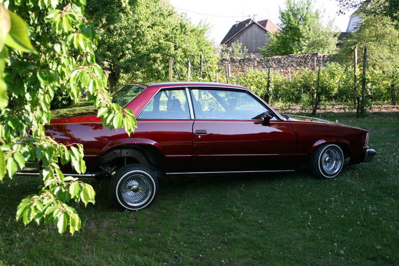 2009-05-07_18-00-53_le_chevy_malibu_78_305ci_de_crunk_six.jpg