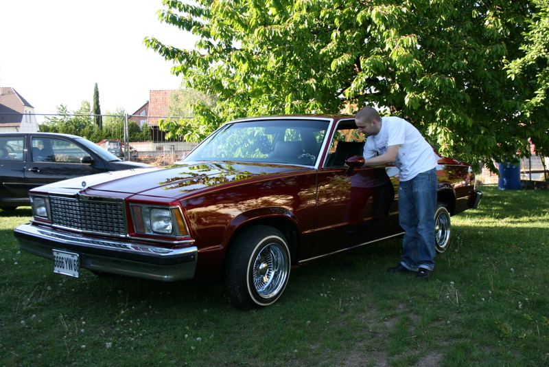 2009-05-07_18-03-43_crunk_six_et_son_chevy_malibu_78_305ci.jpg