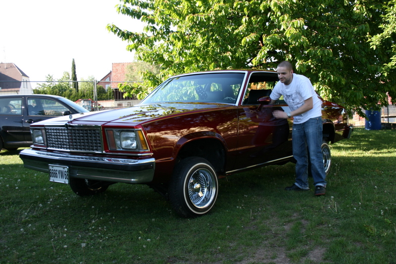2009-05-07_18-03-51_crunk_six_et_son_chevy_malibu_78_305ci_1.jpg