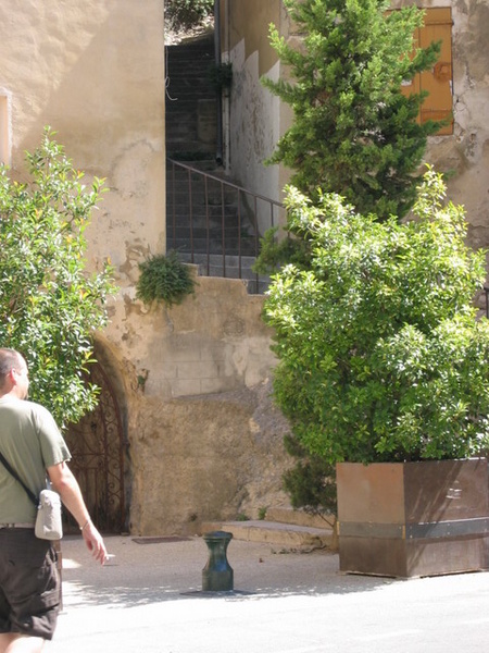 fontaine-de-vaucluse28.jpg