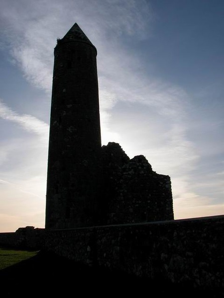 irl-2004-05-17-19-49-54-clonmacnoise.jpg