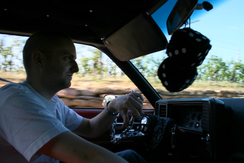 2009-05-07_18-13-51_crunk_six_et_son_chevy_malibu_78_305ci.jpg
