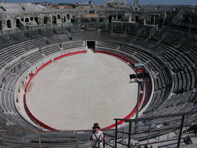 nimes35.jpg