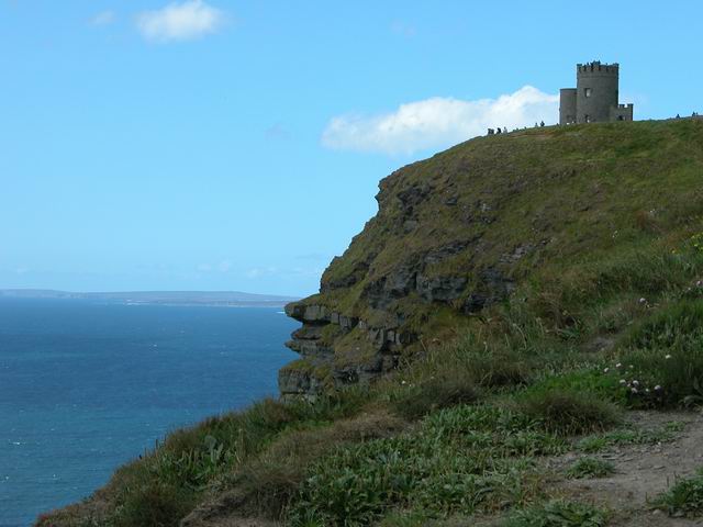 irl-2004-05-20-14-58-40-cliffsofmohair-obrienstower.jpg